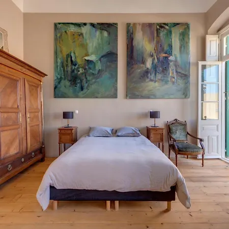 1860 Syros Neoclassical In Center Apartment *